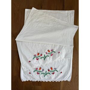 2 Vintage Queen Size Pillowcases Red Orange Pink Green Tulip Lace Detail